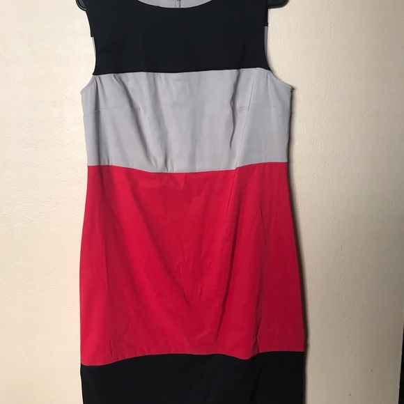 Color block Dress - Picture 3 of 6